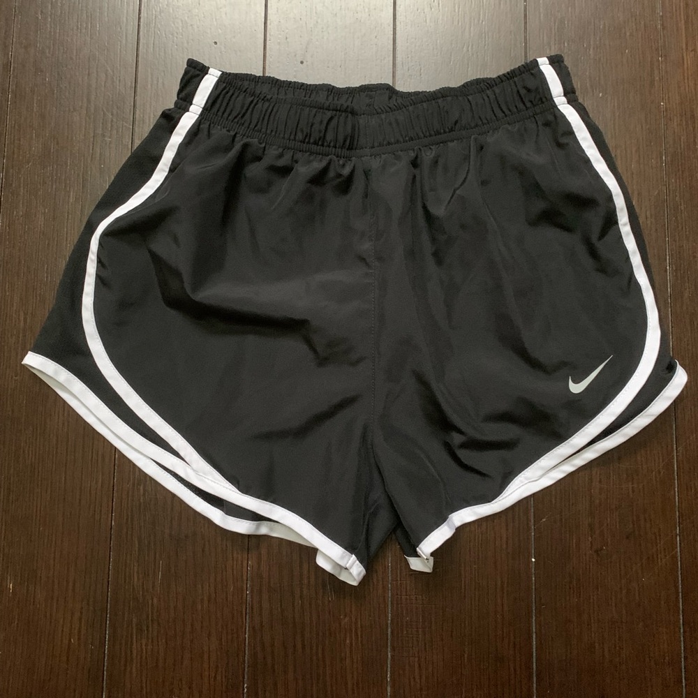 Nike DRI-FIT lined running shorts